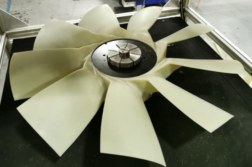 Engine fan