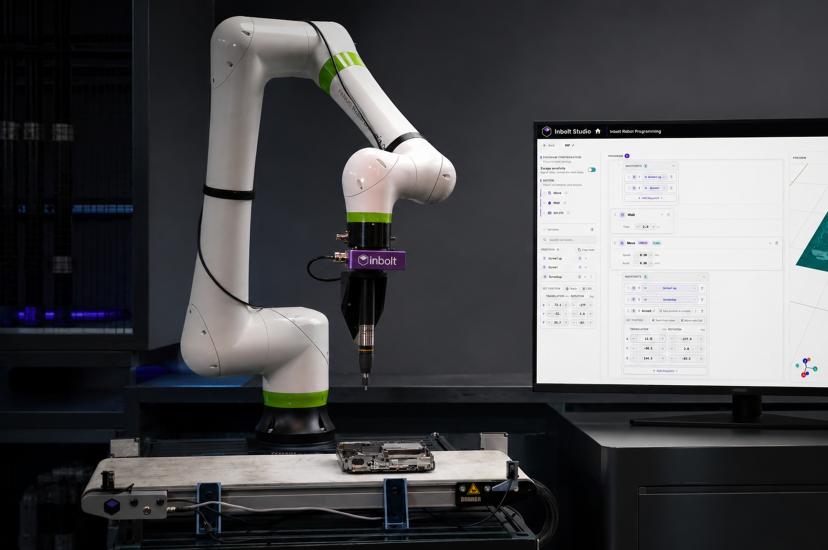 Inbolt’s Robot Programming software alongside a FANUC robot