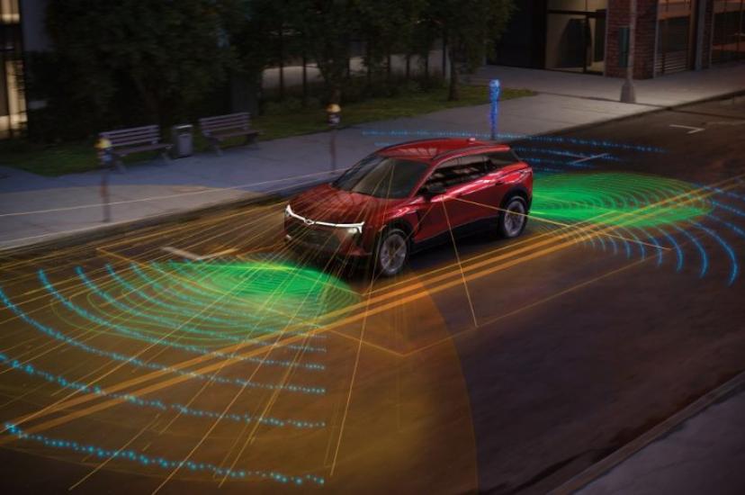 GM car with graphic of perception sensor running