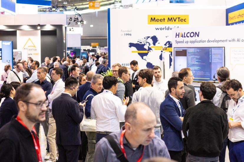 High crowds at exhibition