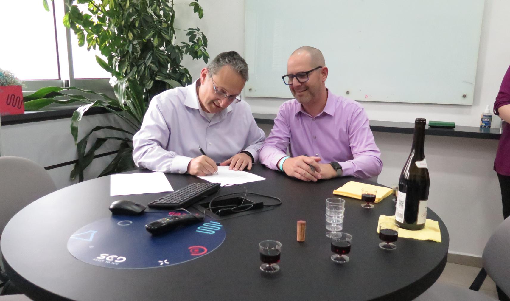 Kobi Zaushnizer, CEO of SCD and Oliver Grass, CEO of Assemblify