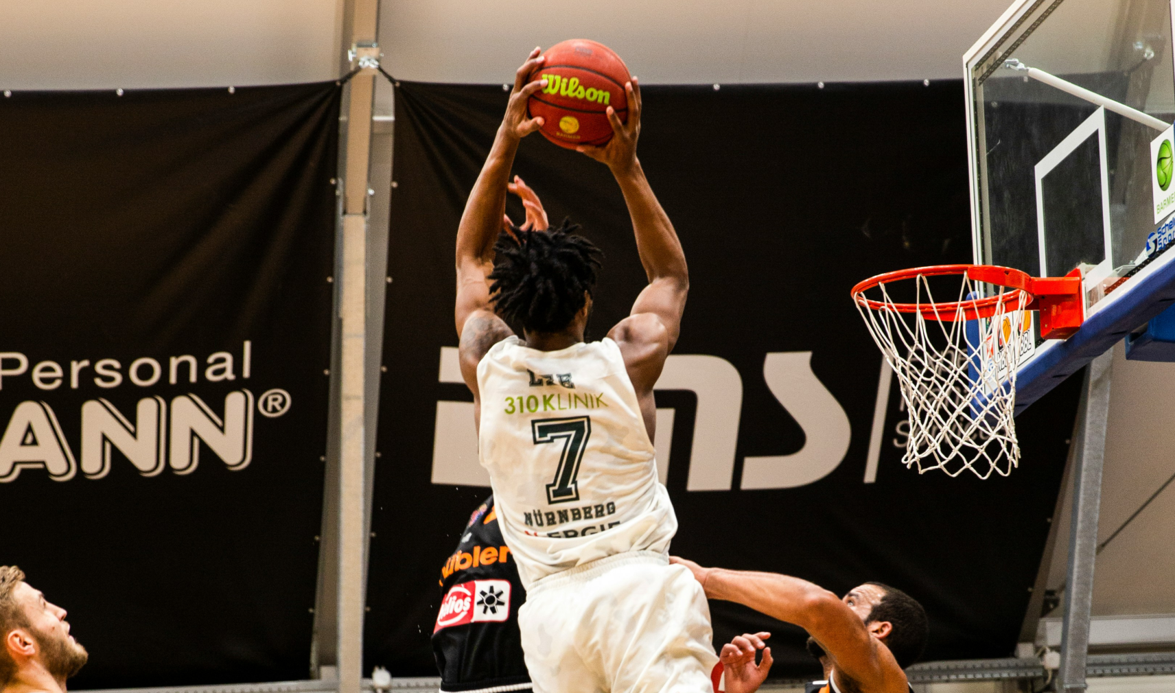 Machine vision for foul detection in basketball