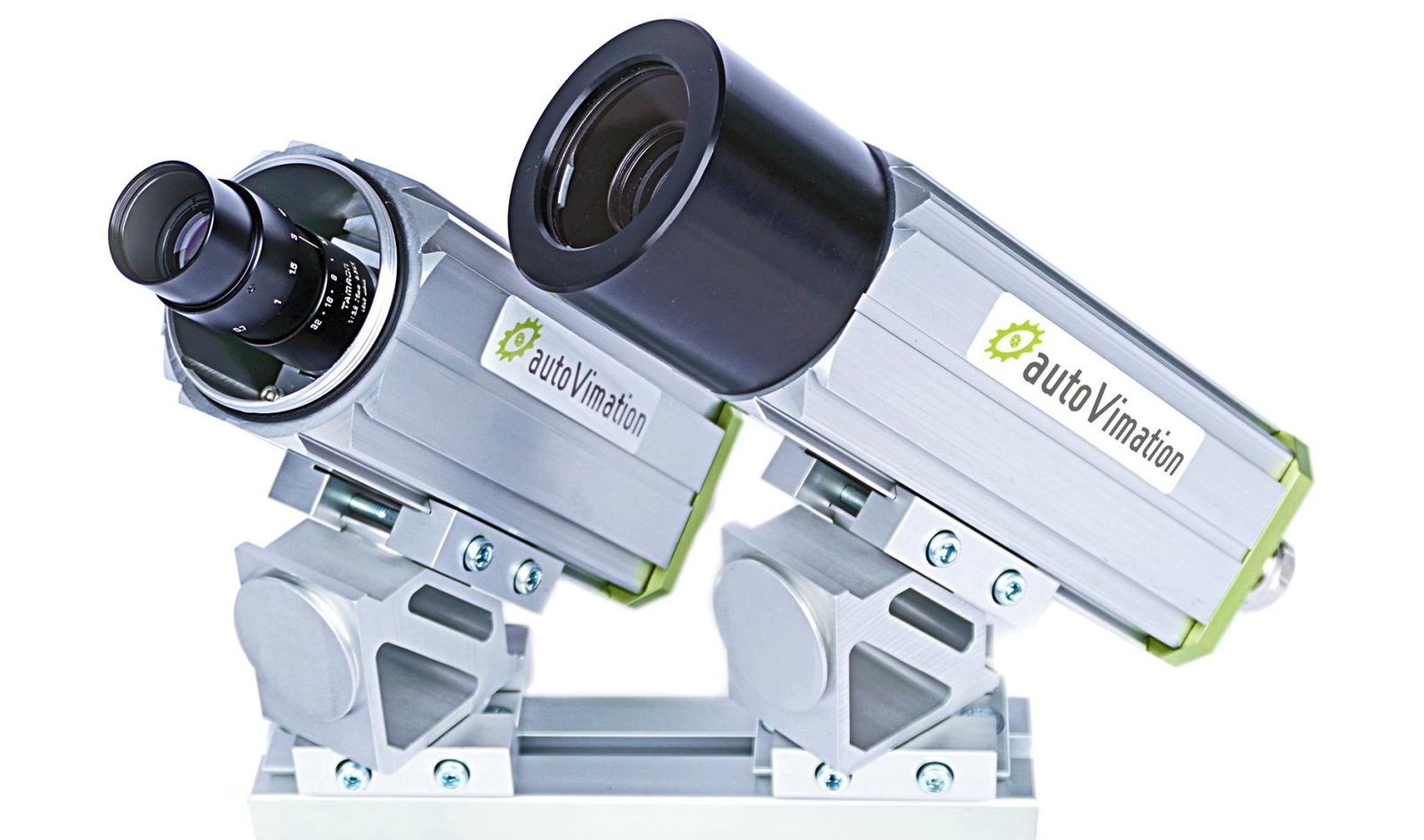 Lizard camera and laser enclosure