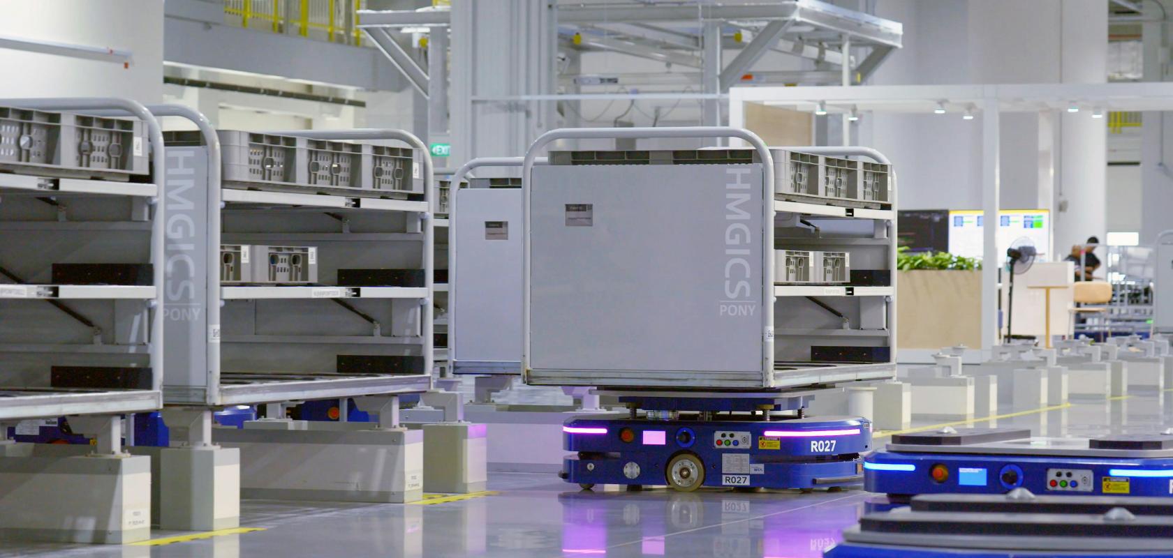 autonomous mobile robots improve smart logistics