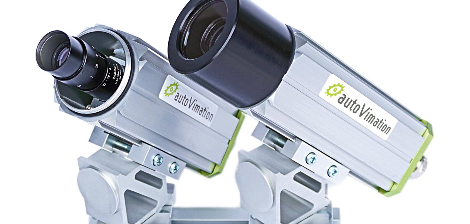 Lizard camera and laser enclosure