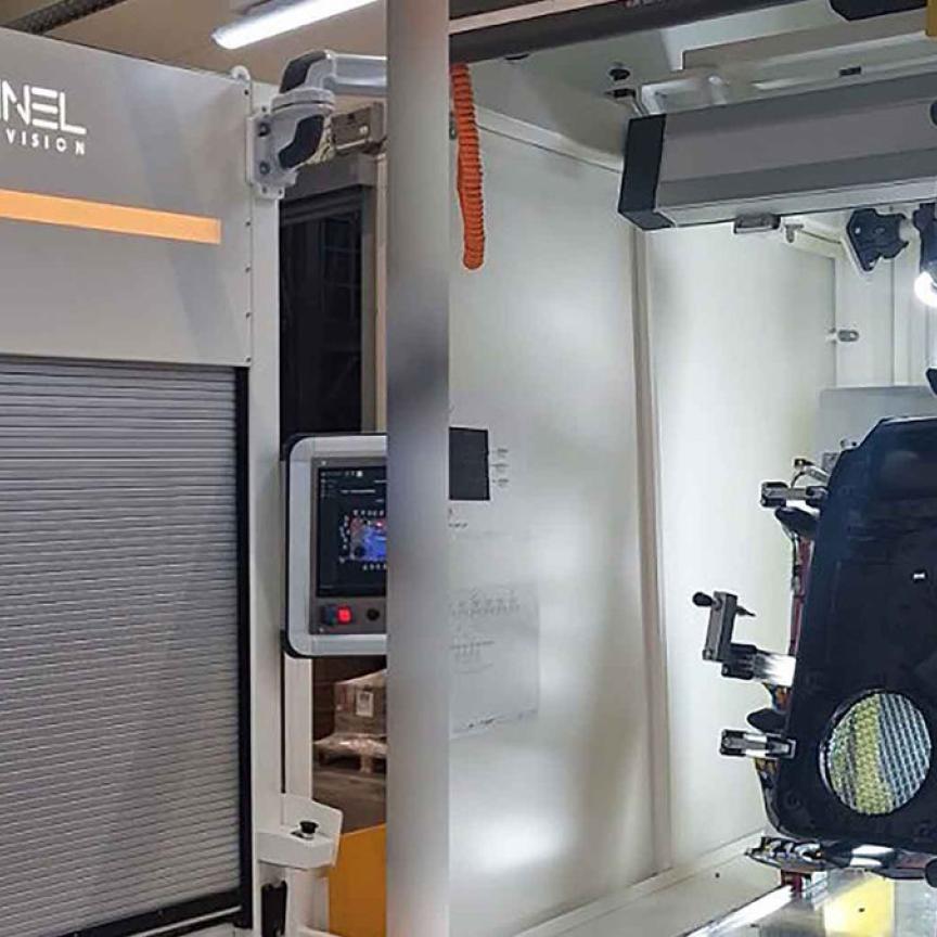 Inspection of car doors during manufacturing