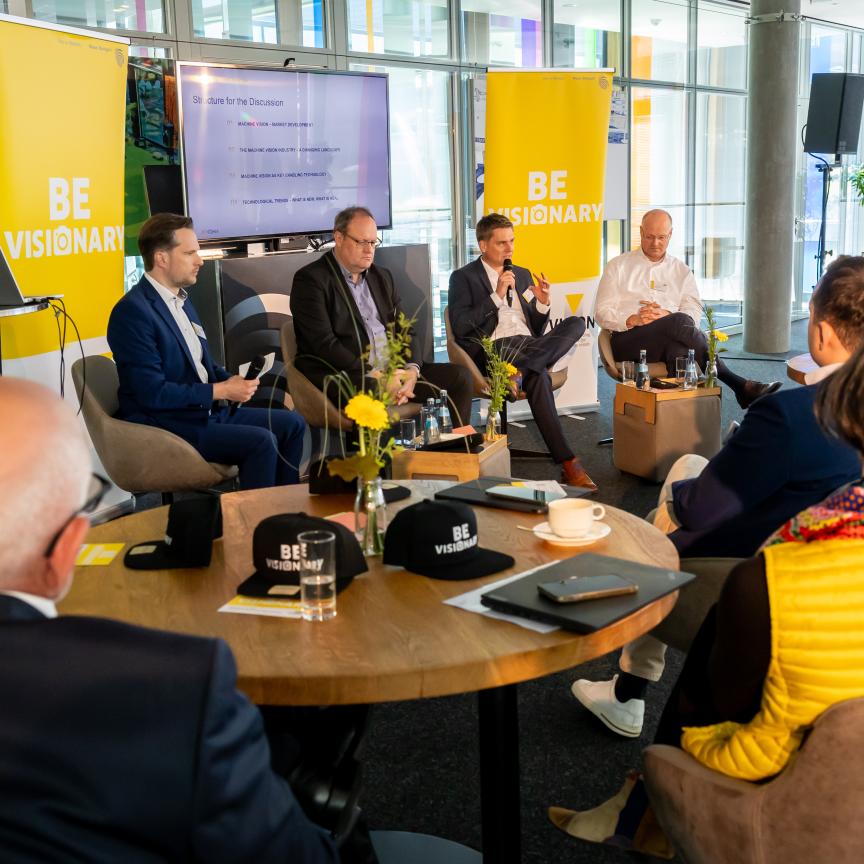 Moderated panel discussion on machine vision at Messe Stuttgart