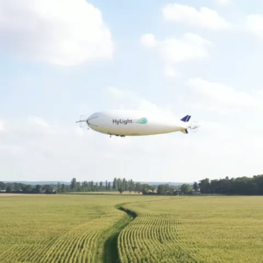 HyLight HyLighter airship over countryside